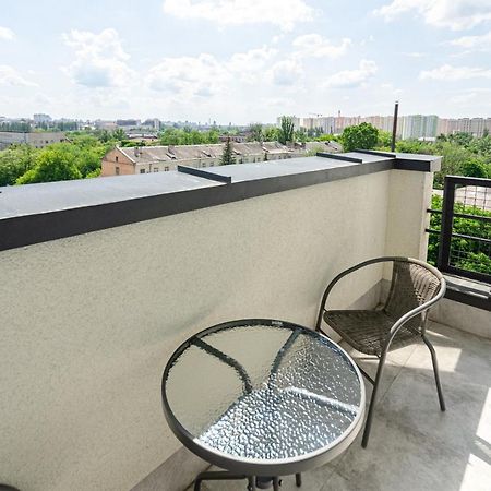 Petrovdom 5-25 In Cozy Apartment In Residential Complex "Beresteiskyi" Kiew Exterior foto