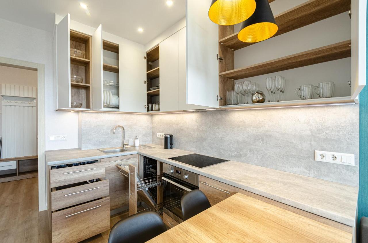 Petrovdom 5-25 In Cozy Apartment In Residential Complex "Beresteiskyi" Kiew Exterior foto