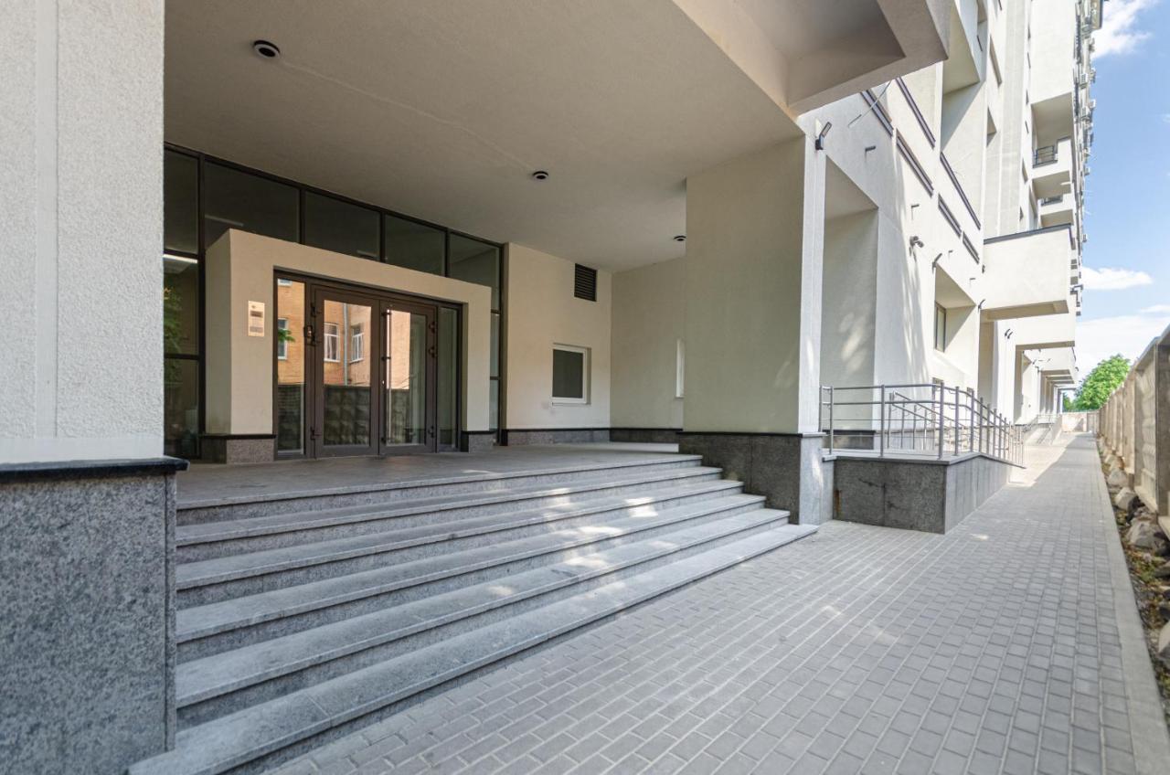 Petrovdom 5-25 In Cozy Apartment In Residential Complex "Beresteiskyi" Kiew Exterior foto